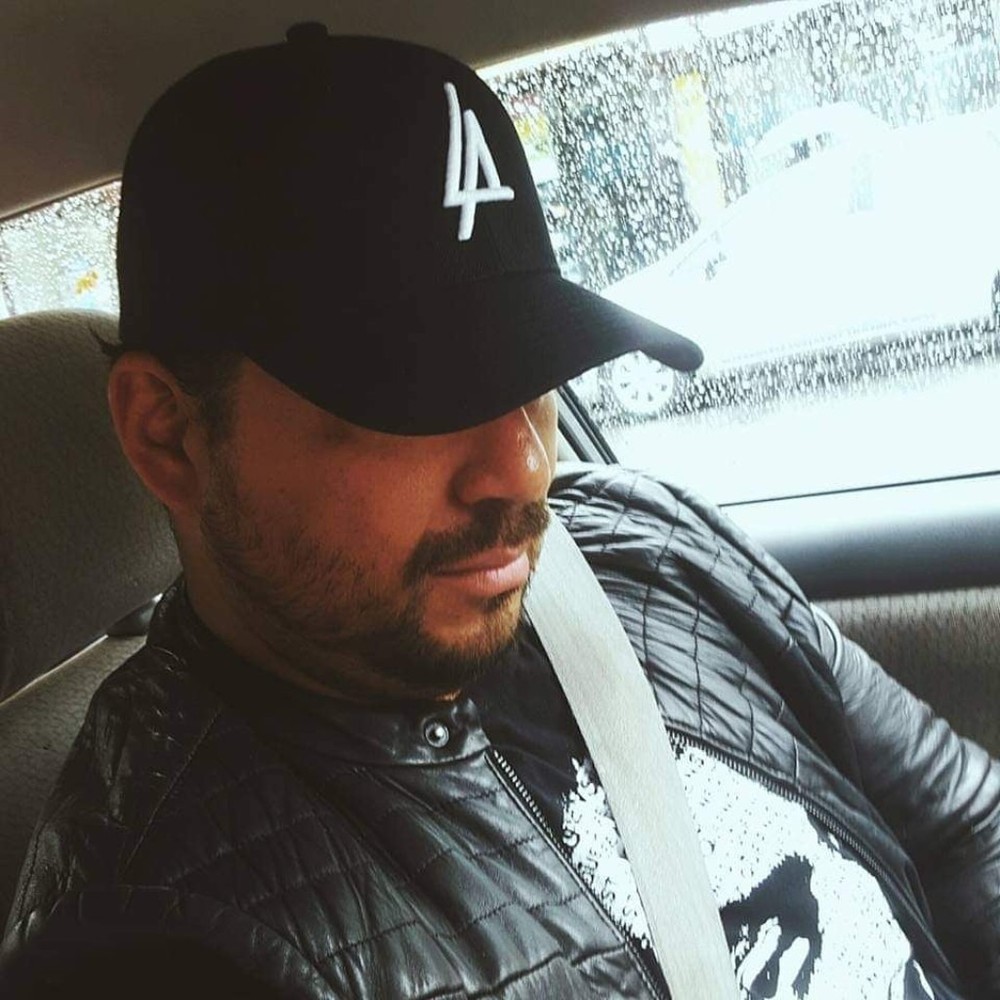 Meet your Posher, Luis